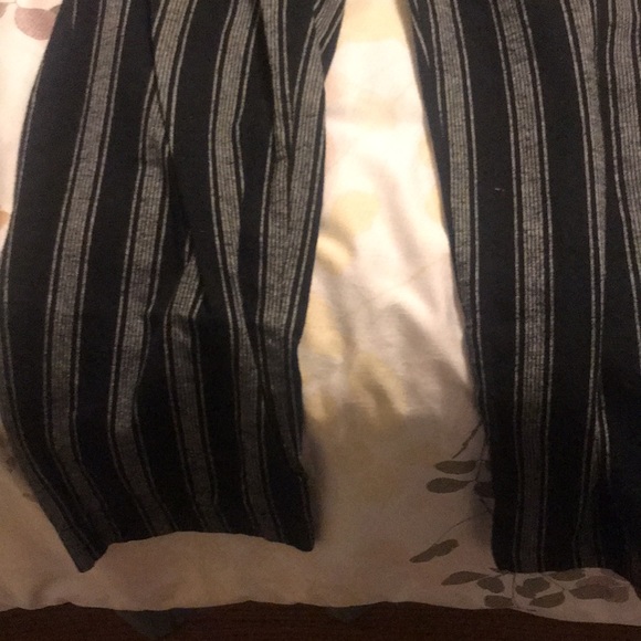 Stripped pants - Picture 2 of 2